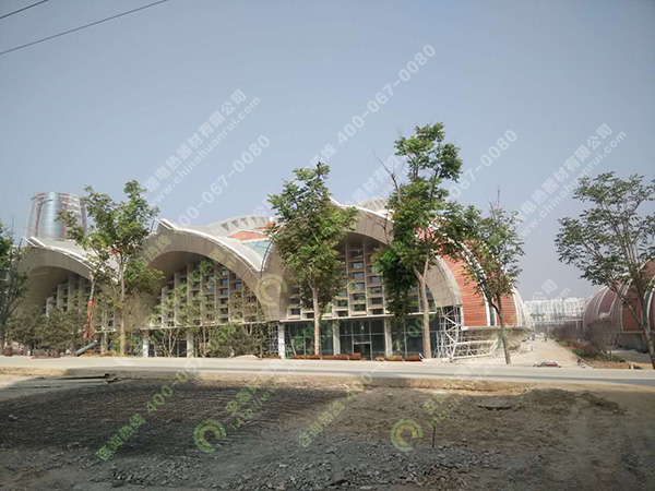 張?jiān)Ｆ咸丫乒I(yè)園管道保溫