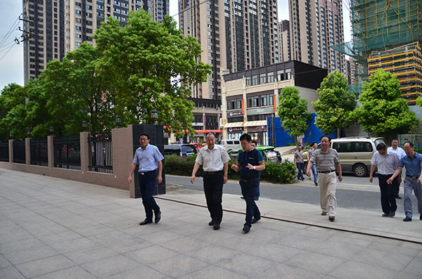 肥東縣委書記耿延強(qiáng)和中科大公共事務(wù)學(xué)院院長(zhǎng)宋偉 肥東縣委書記耿延強(qiáng)和中科大公共事務(wù)學(xué)院院長(zhǎng)宋偉