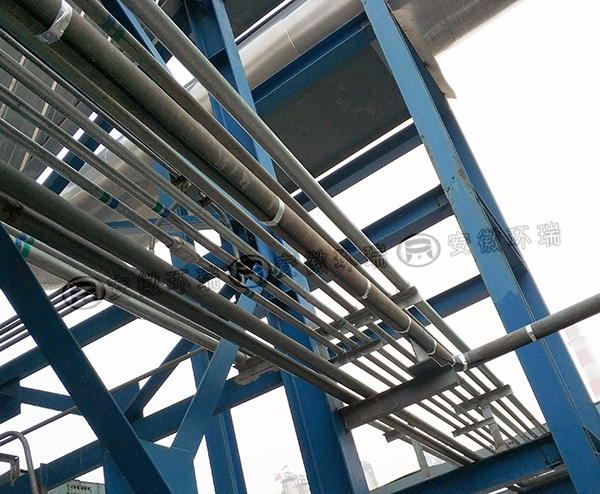 伴熱帶安裝在管道上實物圖 伴熱帶安裝在管道上實物圖