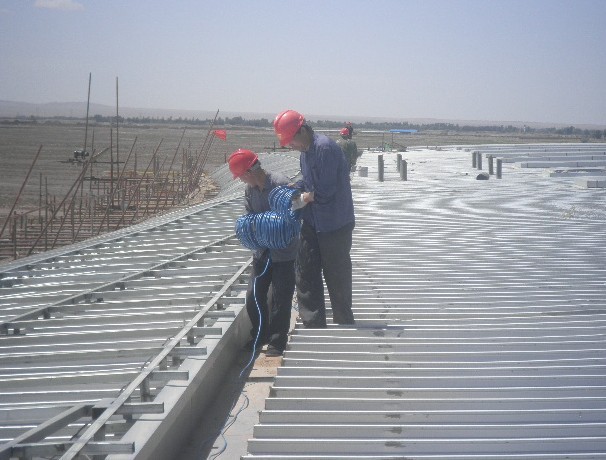 甘肅軍用飛機場天溝融雪現(xiàn)場